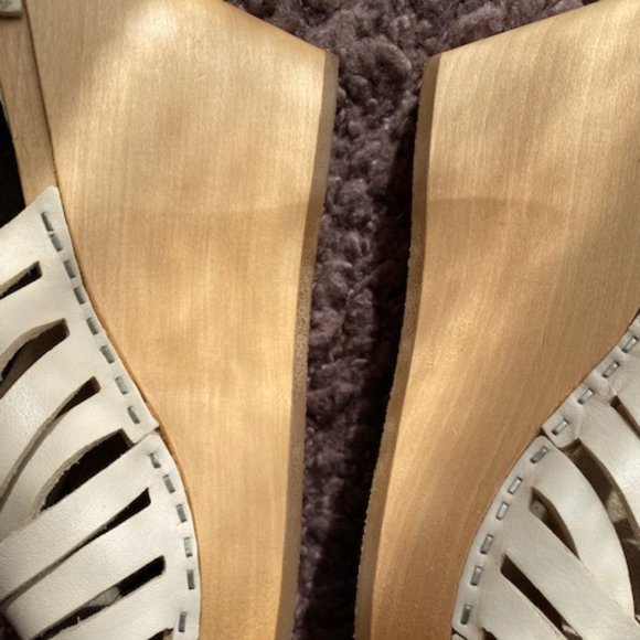 SWEDISH HASBEENS H&M WHITE LEATHER WOOD PLATFORMS - Picture 8 of 12